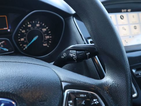 Used 2017 Ford Focus SEL image 26