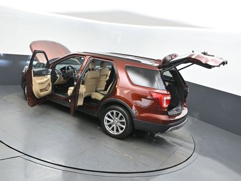 Used 2016 Ford Explorer Limited w/ Equipment Group 301A image 48