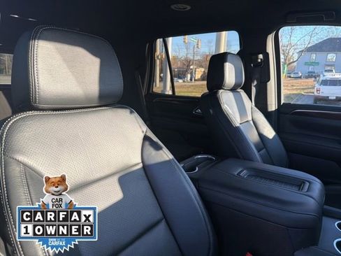 Used 2024 GMC Yukon SLE w/ Gmc Pro Safety Plus Package image 12