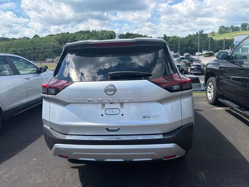 Used 2023 Nissan Rogue SV w/ SV Premium B Package AWD/4WD image 5