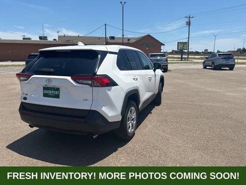 Used 2024 Toyota RAV4 LE FWD image 4