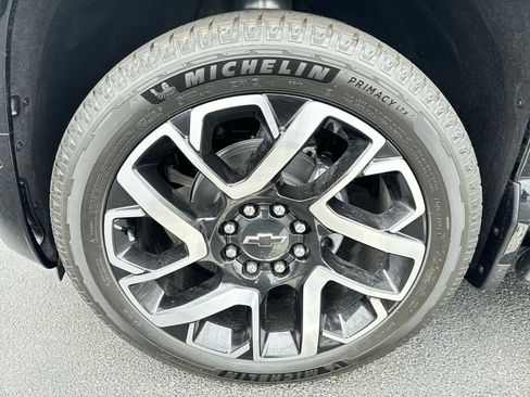 New 2024 Chevrolet Silverado EV RST image 16