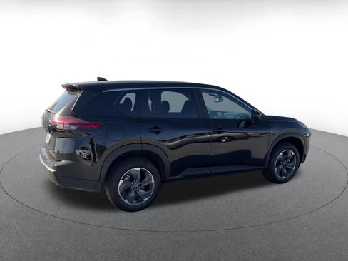 Used 2025 Nissan Rogue SV FWD image 14
