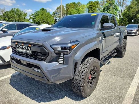 Used 2024 Toyota Tacoma TRD Sport w/ TRD Sport Upgrade Package AWD/4WD image 8