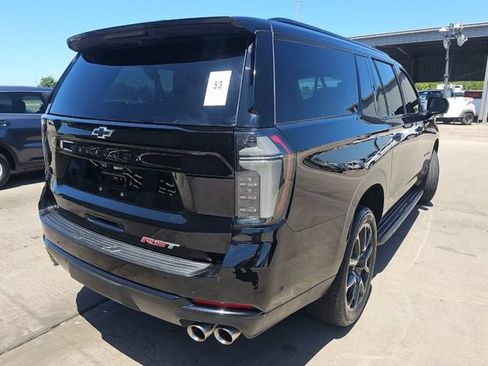 Used 2026 Chevrolet Suburban RST w/ Comfort Package RWD image 2