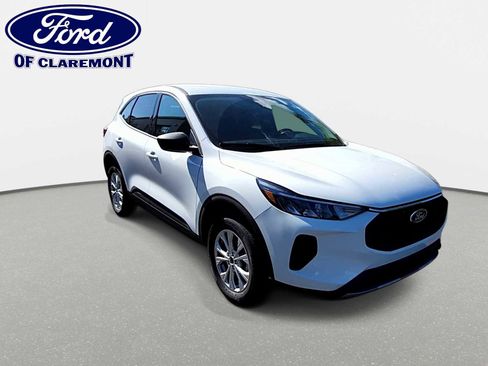 New 2026 Ford Escape Active w/ Tech Pack #1 AWD/4WD image 2