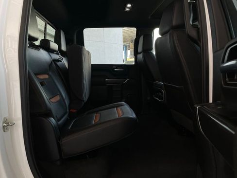 Used 2022 GMC Sierra 2500 AT4 w/ AT4 Premium Plus Package image 19