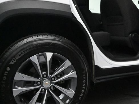 Certified 2026 Chevrolet Equinox LT FWD image 14
