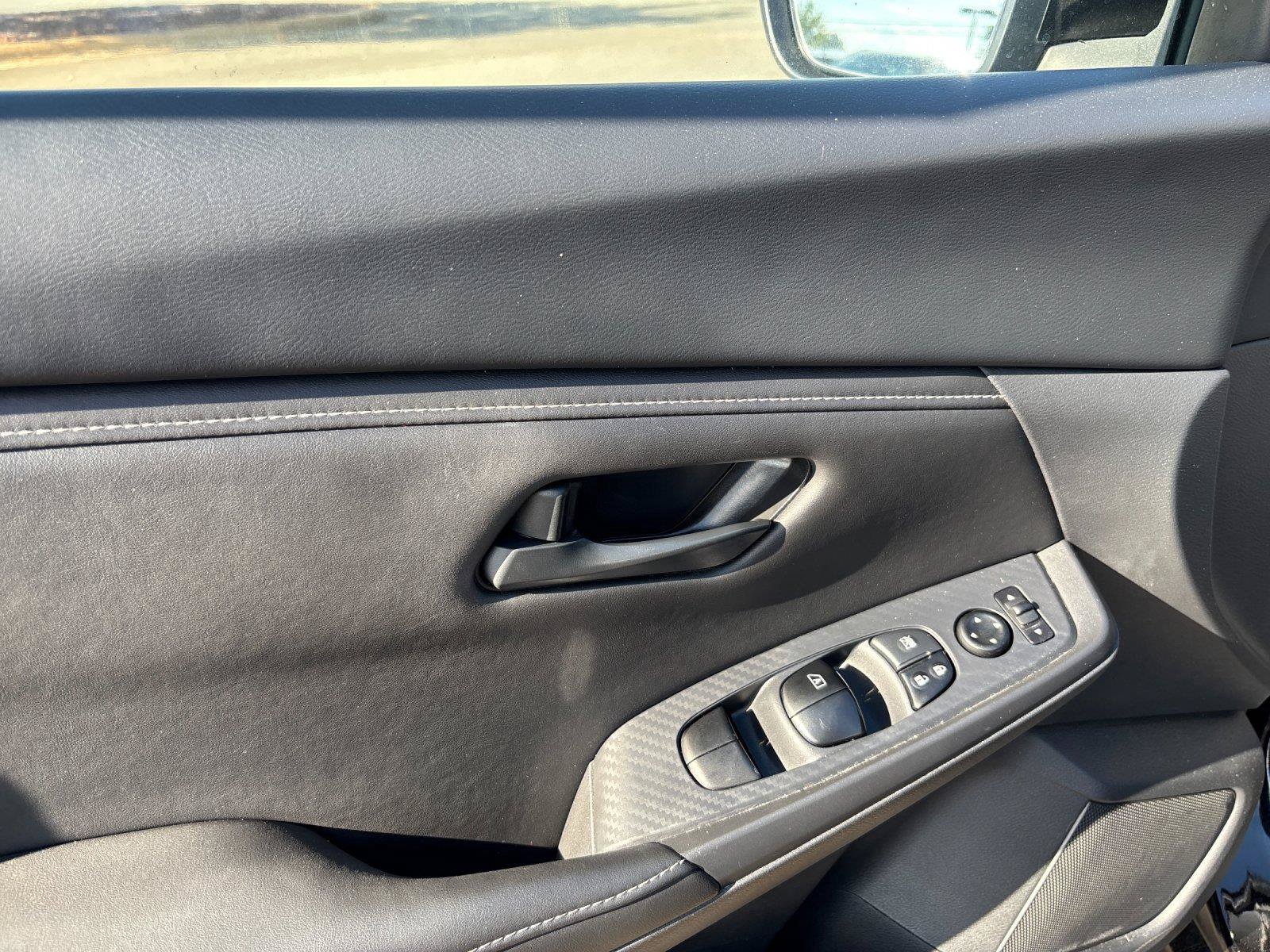Used 2025 Nissan Sentra S FWD image 14