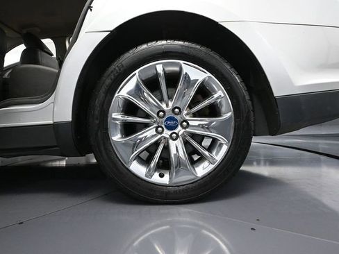 Used 2010 Ford Taurus Limited image 11