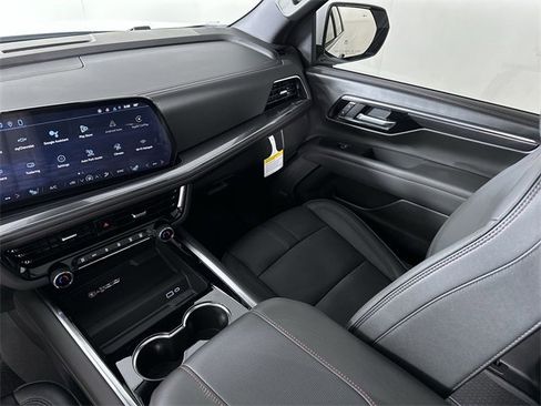 New 2026 Chevrolet Suburban RST w/ Comfort Package image 36