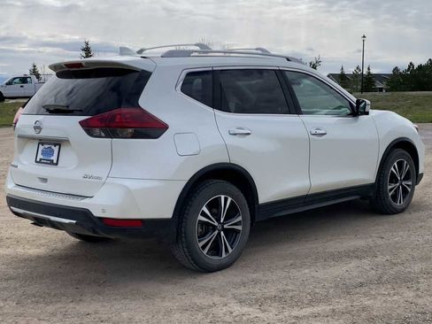 Used 2020 Nissan Rogue SV w/ Premium Package AWD/4WD image 8