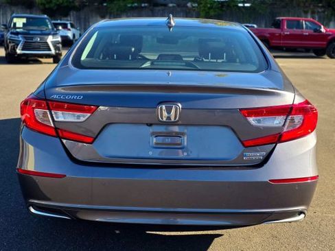 Used 2019 Honda Accord Touring image 6