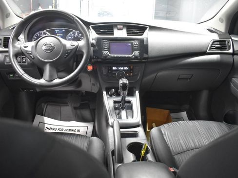 Used 2018 Nissan Sentra SV FWD image 13