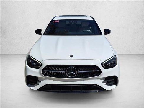 Used 2023 Mercedes-Benz E 350 Sedan image 2