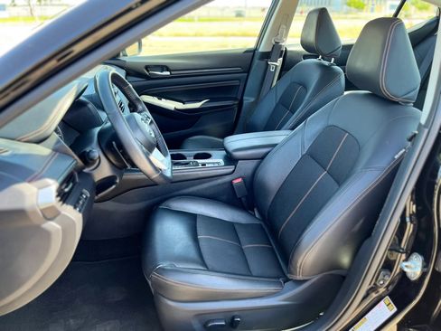 Used 2019 Nissan Altima 2.5 SR AWD/4WD image 10