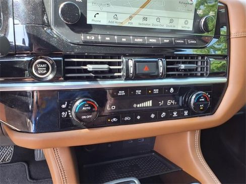 Certified 2024 Nissan Pathfinder Platinum w/ Cargo Package image 14