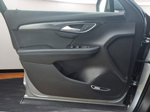 Certified 2025 Buick Envision Preferred AWD/4WD image 15