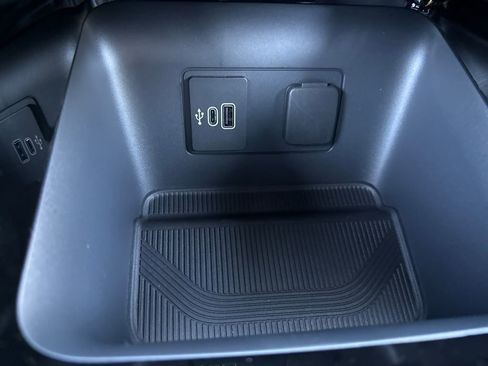 New 2026 Ford Explorer Platinum image 32