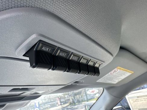 New 2026 Ford F550 4x4 Supercab Super Duty image 40