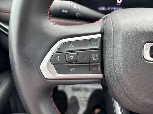 Used 2022 Jeep Compass Trailhawk w/ Trailhawk Elite Group AWD/4WD image 11