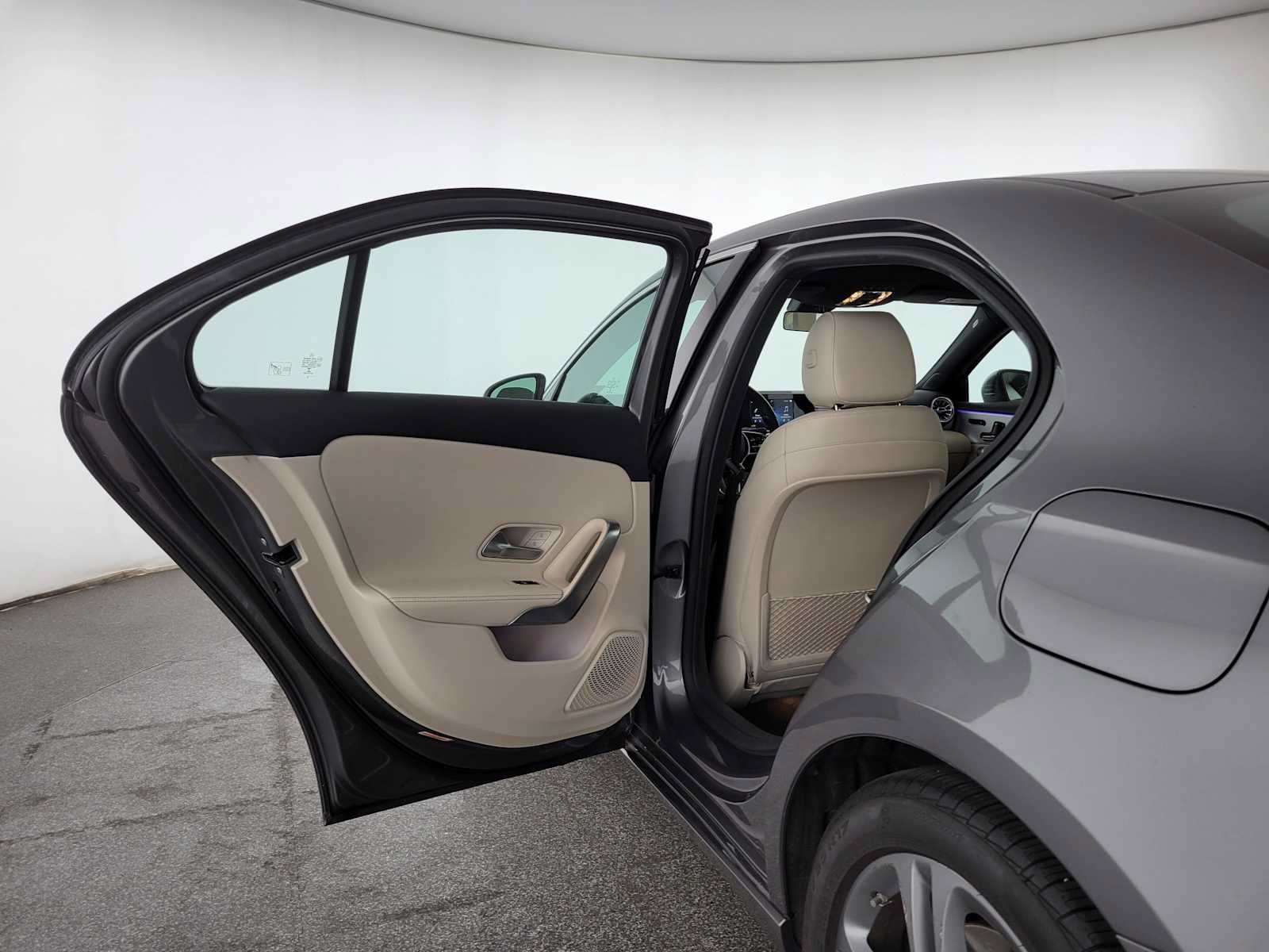 Used 2020 Mercedes-Benz A 220 image 15