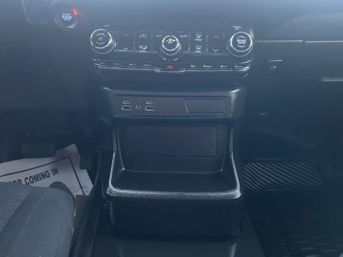 Used 2024 Dodge Durango AWD image 12