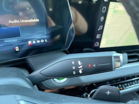 New 2026 Chevrolet Equinox LT w/ Convenience Package II FWD image 23