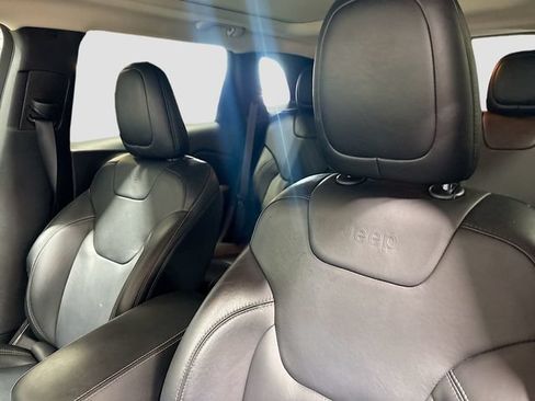 Used 2014 Jeep Cherokee Limited FWD image 20