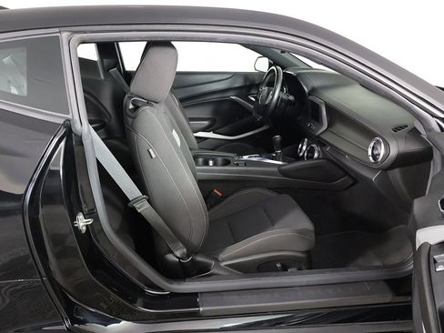 Used 2021 Chevrolet Camaro LT image 25