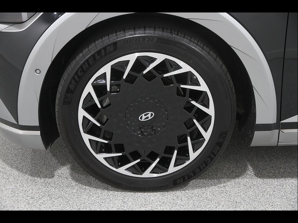 Certified 2024 Hyundai Ioniq 5 Limited AWD/4WD image 24