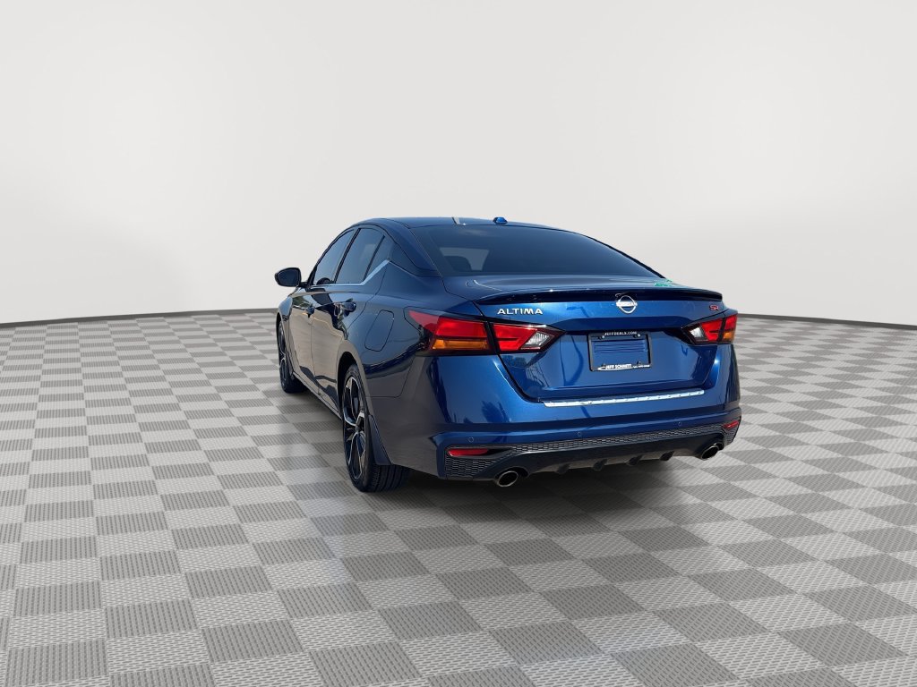 Certified 2023 Nissan Altima 2.5 SR FWD image 10