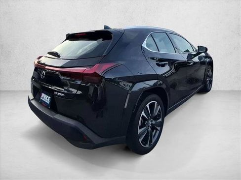 Used 2024 Lexus UX 250h FWD w/ Premium Package image 5
