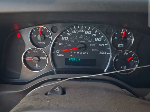 Used 2019 GMC Savana 2500 w/ Driver Convenience Package RWD image 8