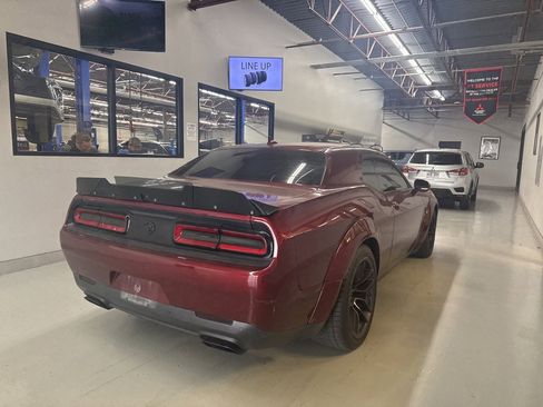 Used 2019 Dodge Challenger SRT Hellcat Redeye image 8