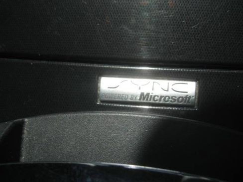 Used 2013 Ford Taurus Limited image 24