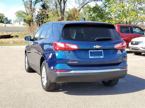 Used 2021 Chevrolet Equinox LT image 2