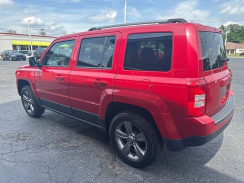 Used 2016 Jeep Patriot Sport w/ Power Value Group FWD image 3