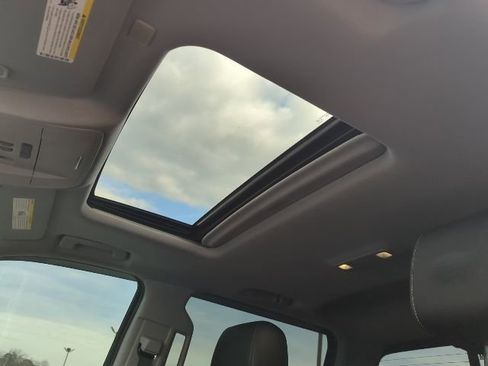 Used 2018 GMC Sierra 1500 SLT image 15