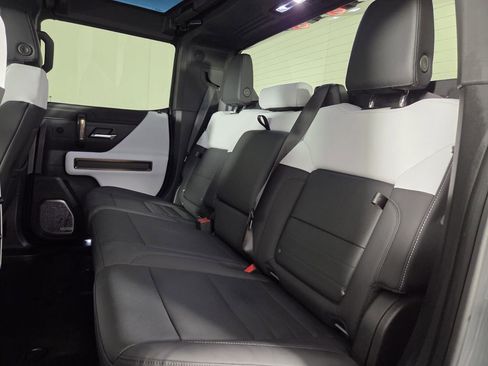 Used 2024 GMC Hummer EV 3X image 13