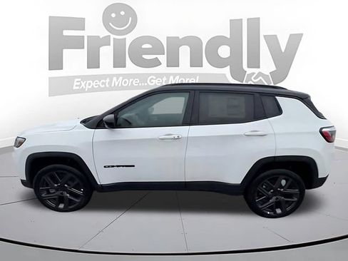 Used 2026 Jeep Compass Limited AWD/4WD image 1