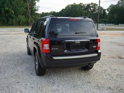 Used 2016 Jeep Patriot High Altitude AWD/4WD image 12