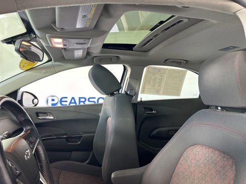 Used 2018 Chevrolet Sonic LT w/ Fun and Sun With RS Package FWD image 30