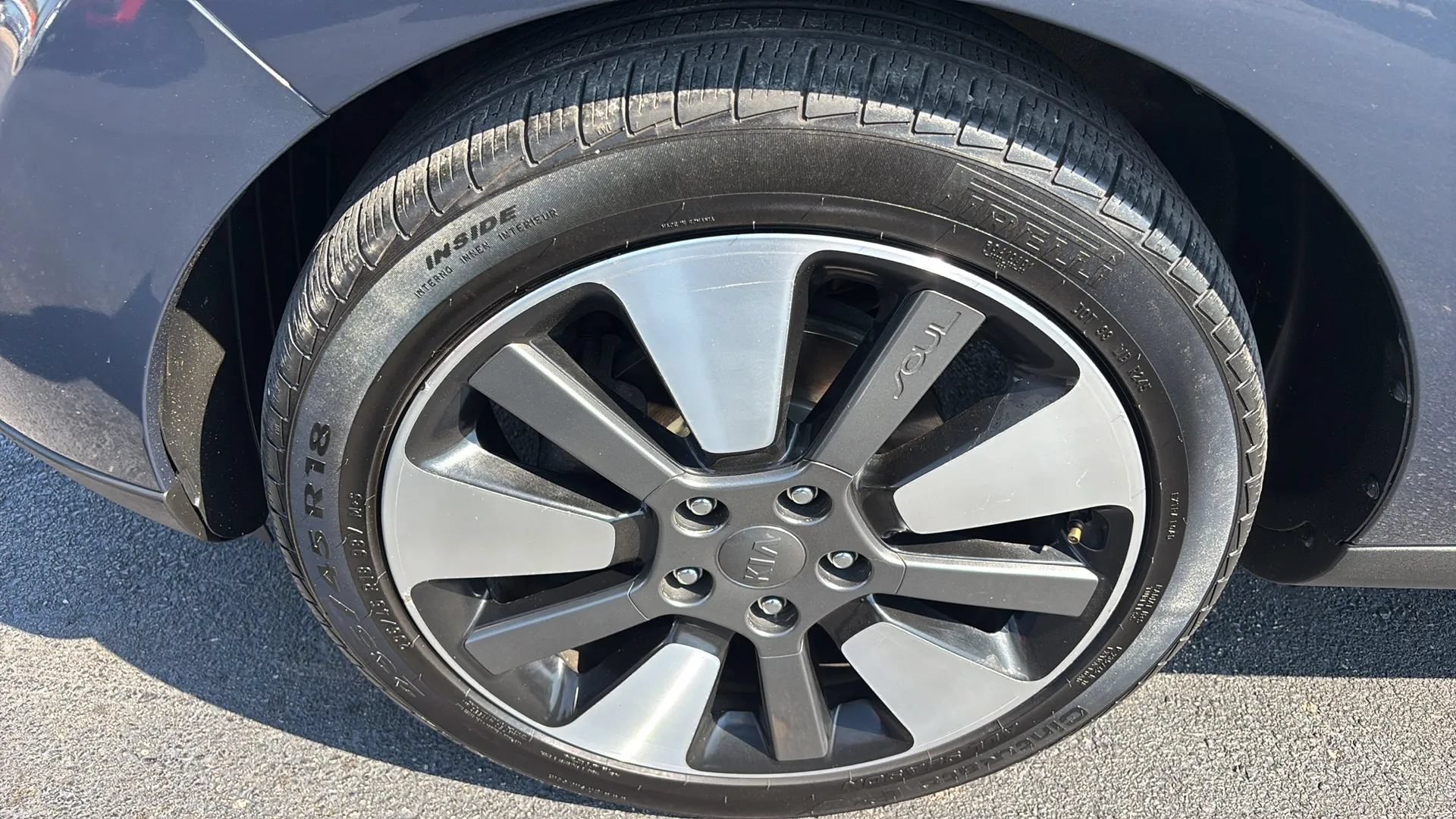 Used 2015 Kia Soul ! w/ Sun & Sound Package FWD image 32