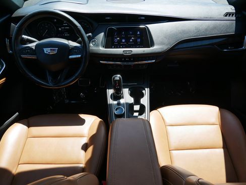 Used 2020 Cadillac XT4 Sport AWD/4WD image 8