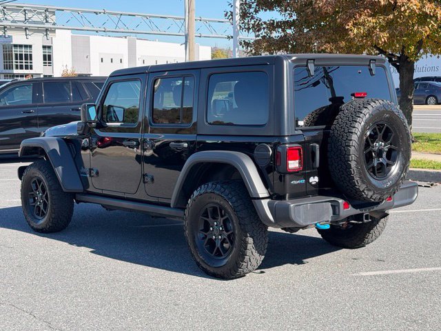Used 2024 Jeep Wrangler Unlimited AWD/4WD image 11