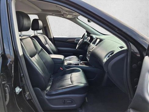Used 2018 Nissan Pathfinder Platinum w/ Cargo Package FWD image 18