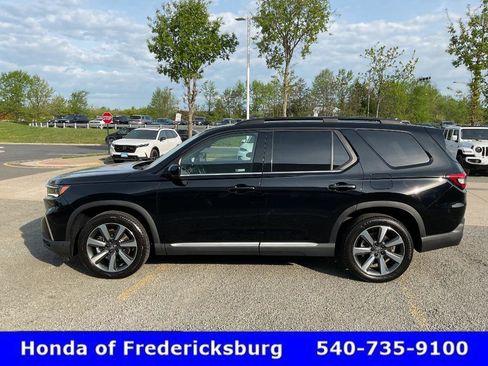 Certified 2024 Honda Pilot Elite image 3