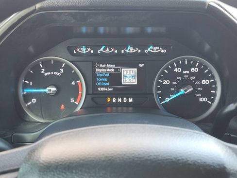 Used 2022 Ford F250 XLT w/ XLT Premium Package AWD/4WD image 16