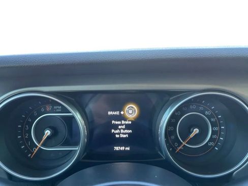 Used 2018 Jeep Wrangler Unlimited Sport S AWD/4WD image 22
